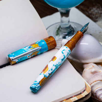 Benu Euphoria Fountain Pen - Blue Hawaiian