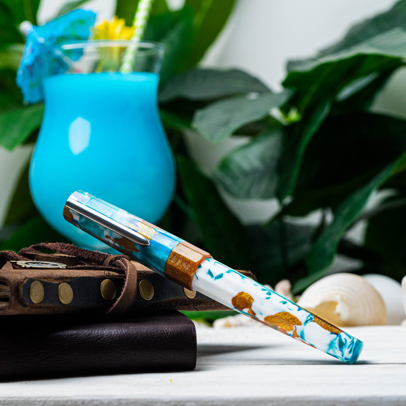 Benu Euphoria Fountain Pen - Blue Hawaiian