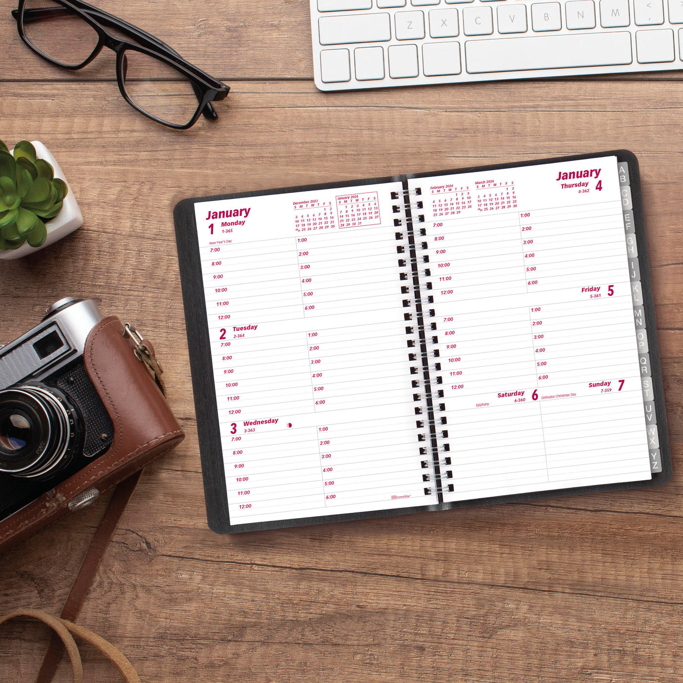 Brownline Weekly Planner - 5" x 8"