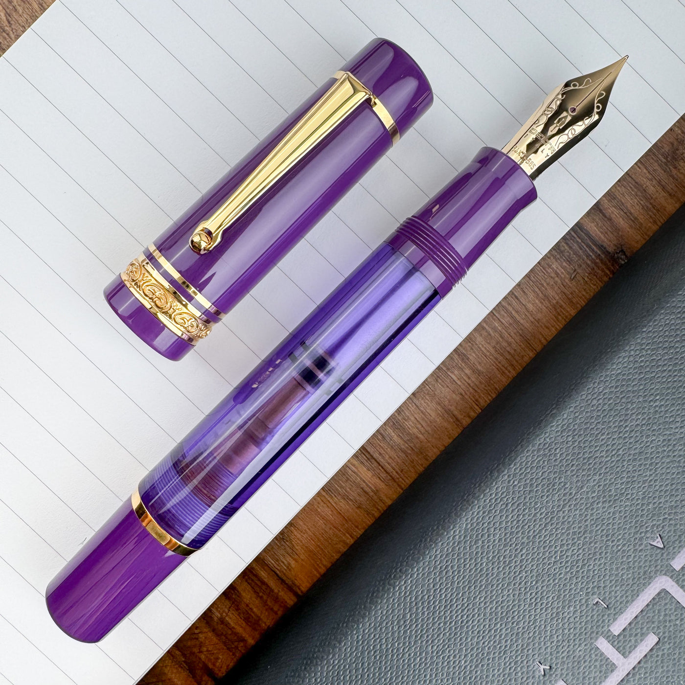 Delta Majestic Fountain Pen (Limited Edition)