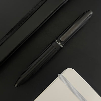 Diplomat Aero Fountain Pen - Black