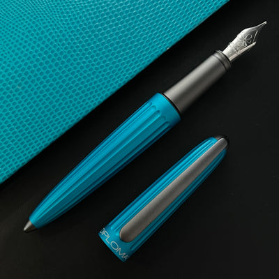 Diplomat Aero Fountain Pen - Turquoise