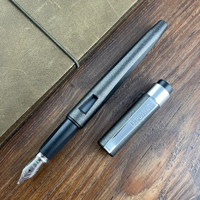 Diplomat Magnum Fountain Pen - Crow Black