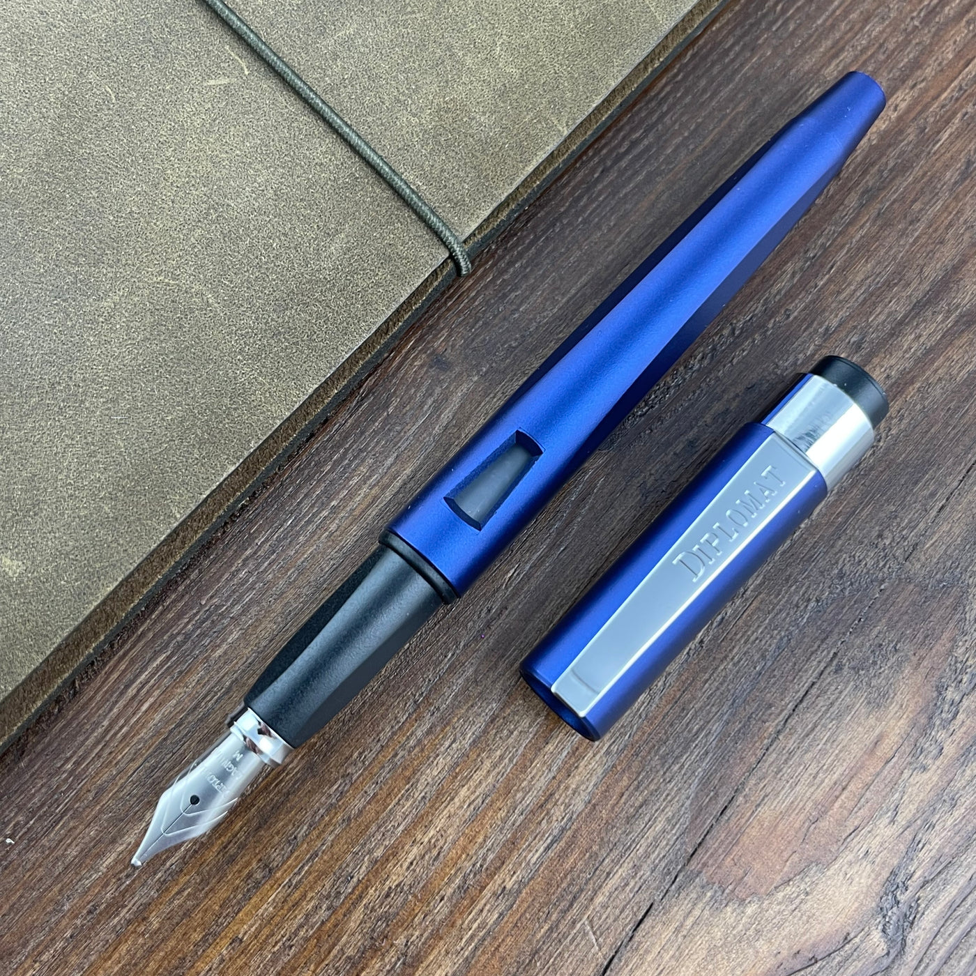 Diplomat Magnum Fountain Pen - Indigo