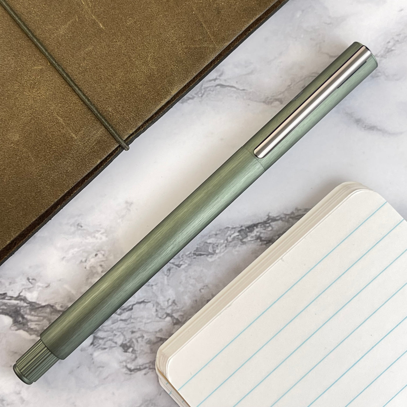 Faber-Castell Neo Slim Fountain Pen - Olive Green Aluminum