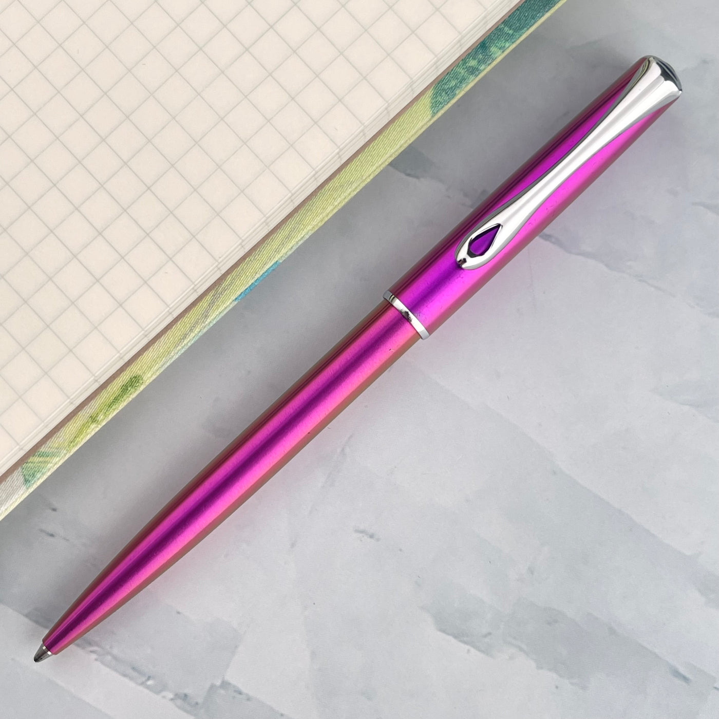 Diplomat Traveller Ballpoint Pen - Funky Fuchsia