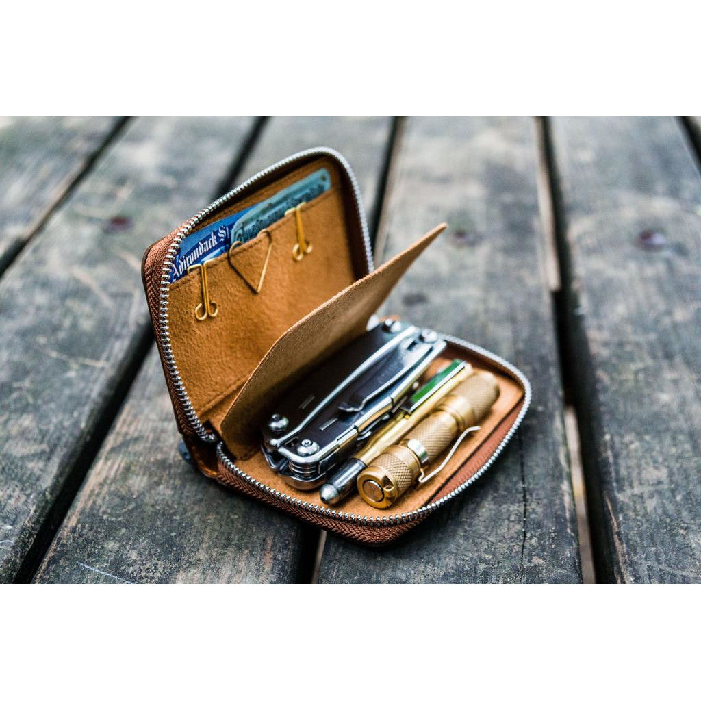 EDC Wallet - Crazy Horse Brown | Atlas Stationers.