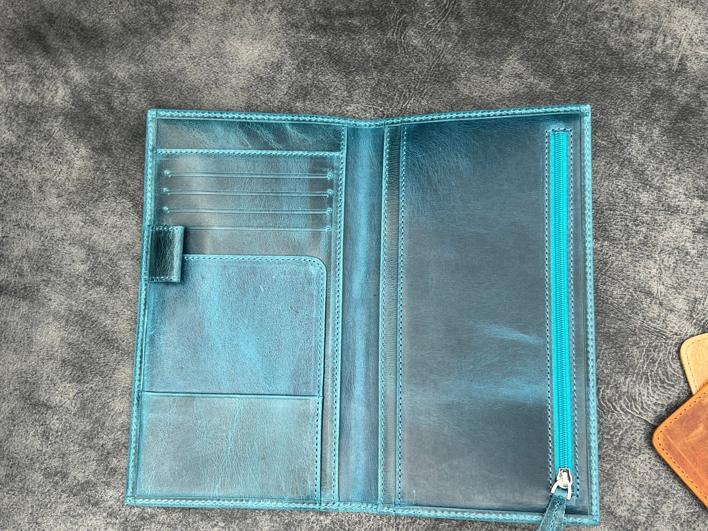 Galen Leather Traveler's Wallet Insert - Regular Size / Hobonichi Weeks Cover