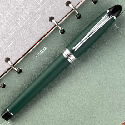 Aurora Ipsilon Fountain Pen - Satin Green