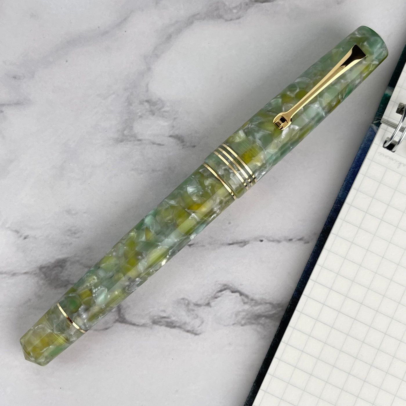 Leonardo Momento Zero Fountain Pen - Jade w/ Gold Trim