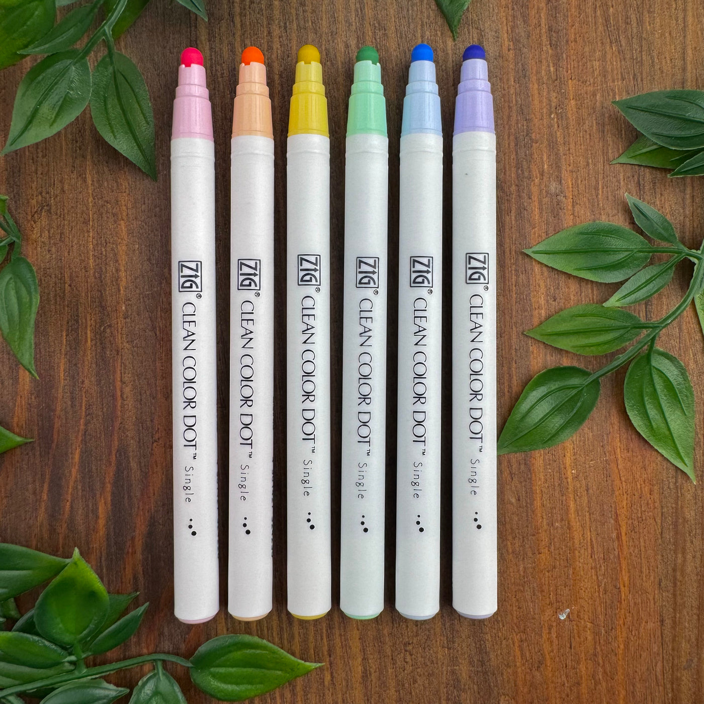 Kuretake Zig Clean Color Dot Markers - Mild (Set of 6)