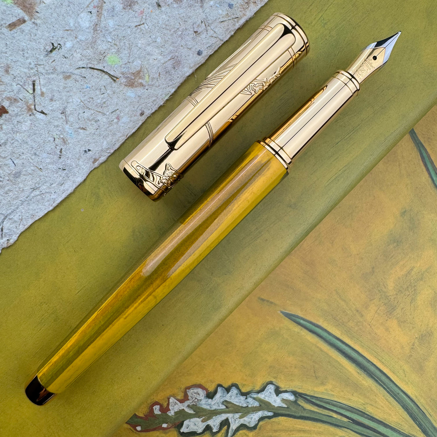 Laban A Sanyu In Hand Fountain Pen - Gold