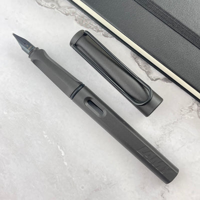 Lamy Safari Fountain Pen - Matte Charcoal