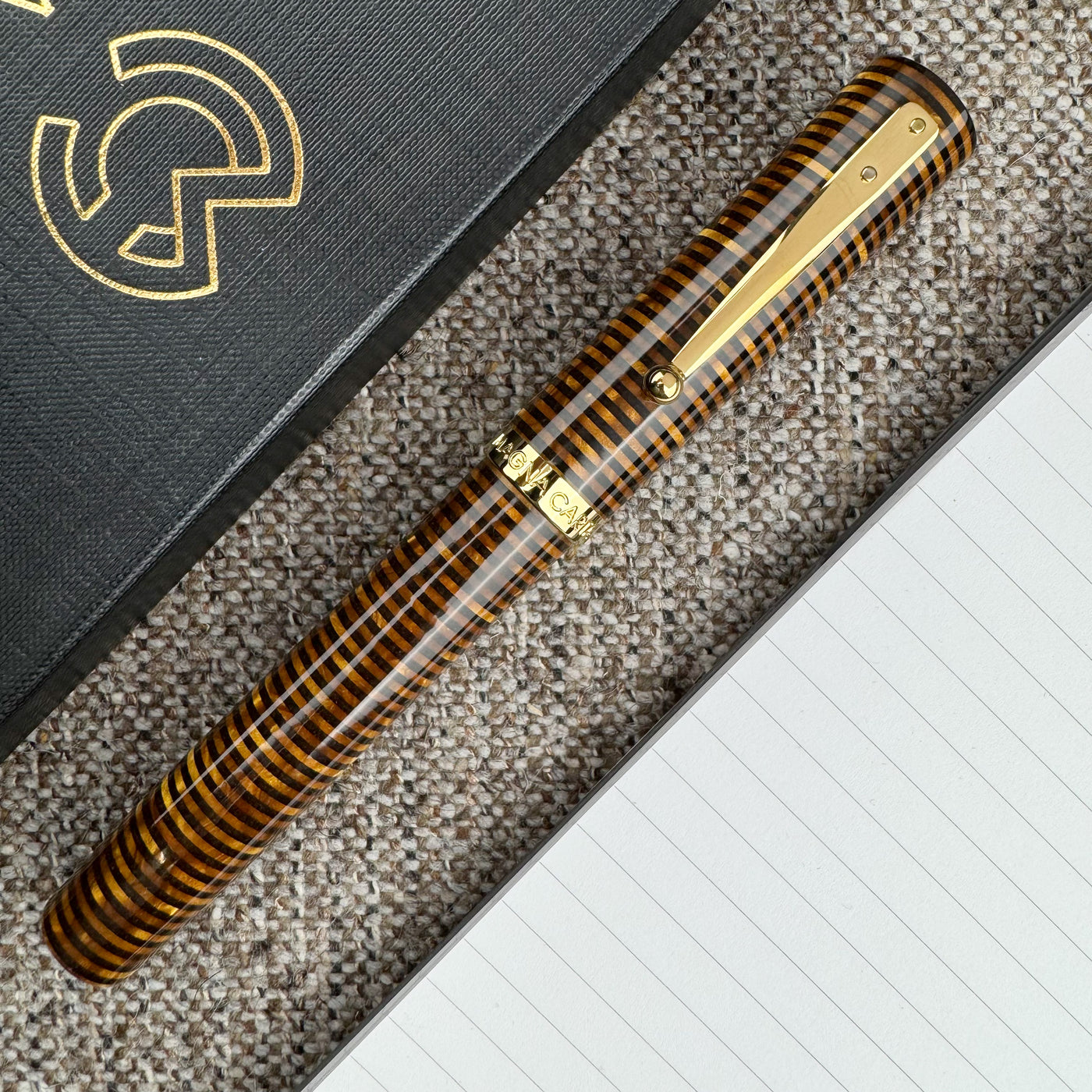 Magna Mag 1000 Fountain Pen - Amber