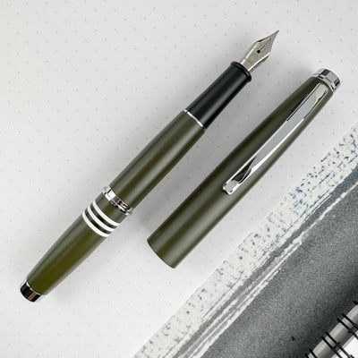 Monteverde Dakota Fountain Pen - Military Green