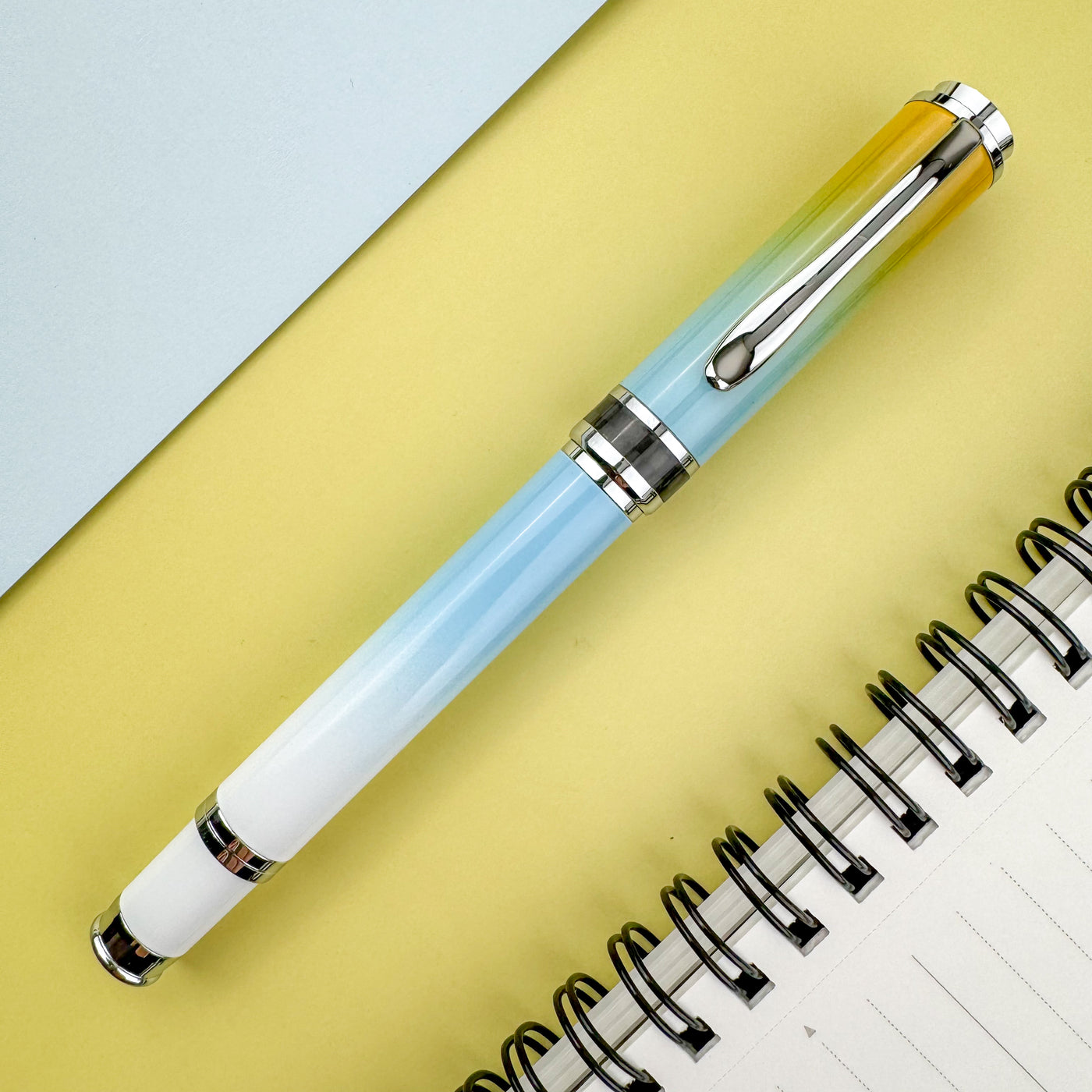 Monteverde Innova Ombre Fusion Fountain Pen - Bliss