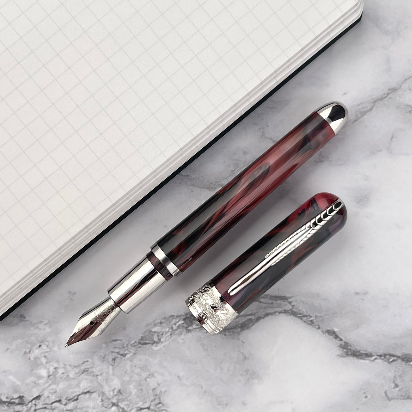 Pineider Avatar UR Mini Fountain Pen - Red Onyx