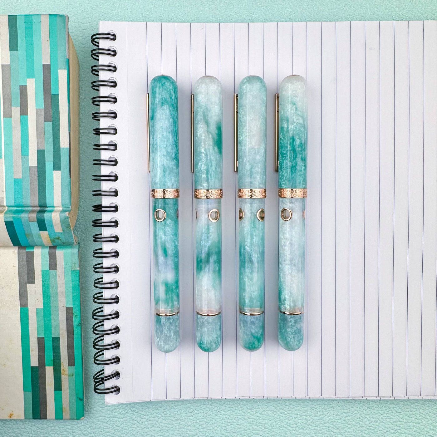 Nahvalur (Narwhal) Nautilus Fountain Pen -  Turquoise Dream (Atlas Exclusive)