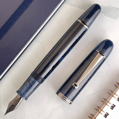 Penlux Masterpiece Grande Fountain Pen - Galaxy