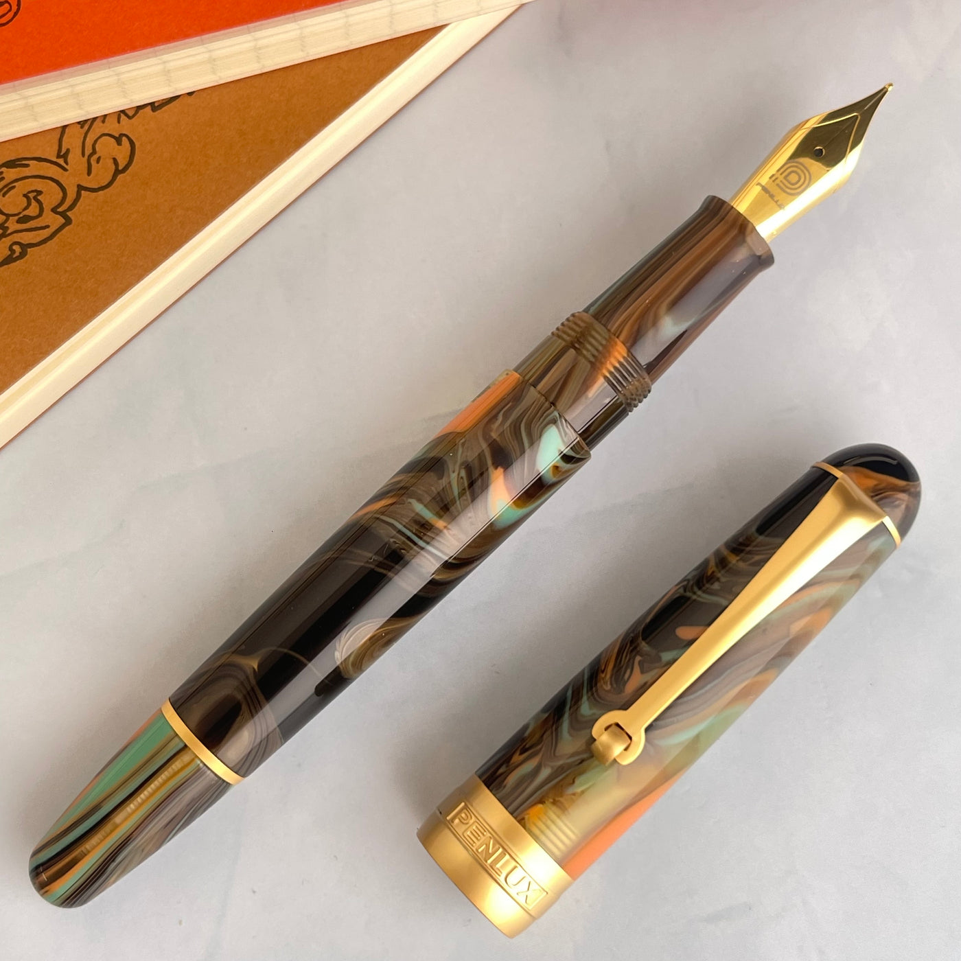 Penlux Masterpiece Delgado Fountain Pen - Peacock