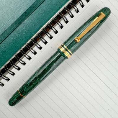 Penlux Masterpiece Kodachi Fountain Pen - Green Velvet