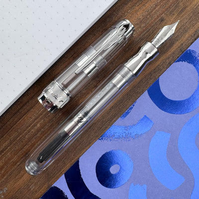 Pineider Classic Fountain Pen - LUX