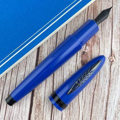 Pineider Modern Times Fountain Pen - Ocean Blue