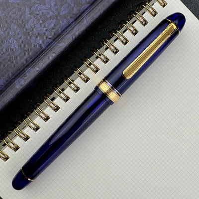 Platinum #3776 Century Fountain Pen - Chartres Blue with Gold Trim