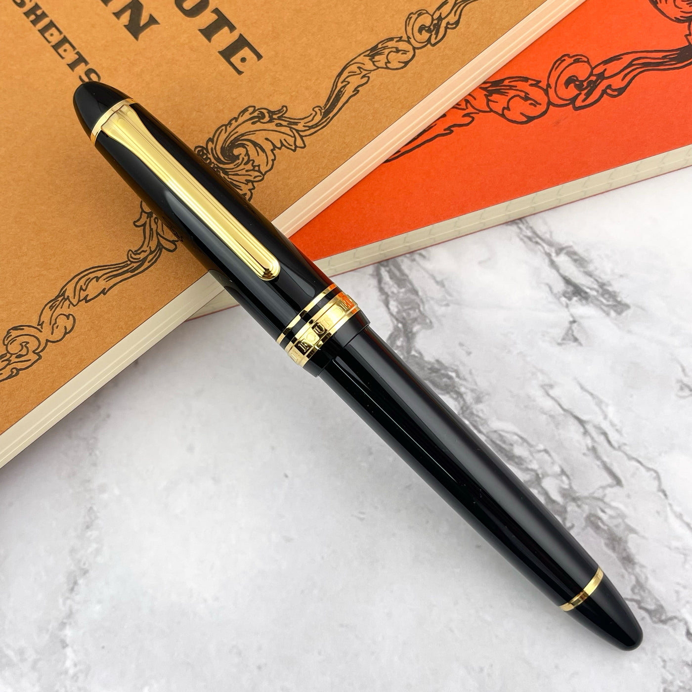 Sailor 1911S Fountain Pen - Black w/ Gold