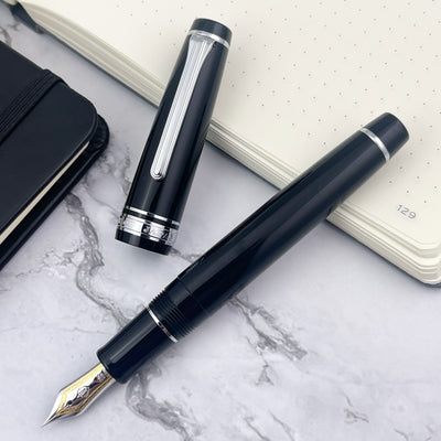 Sailor Pro Gear Fountain Pen - Black w/ Silver