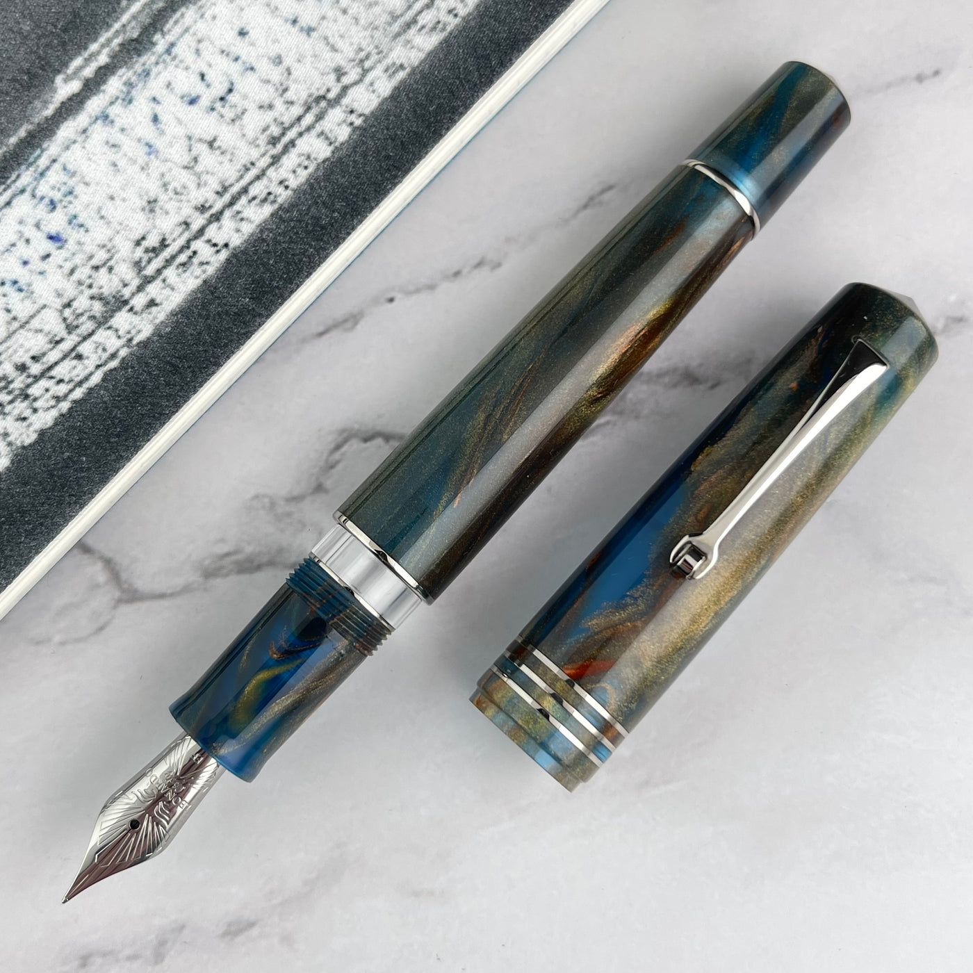 Leonardo Momento Zero Grande 2.0 Fountain Pen - Stardust