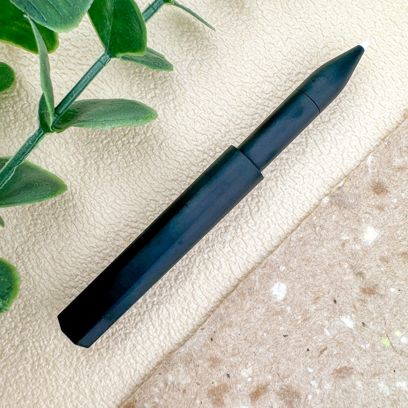 Tom's Studio The Wren - Refillable Writing Pen