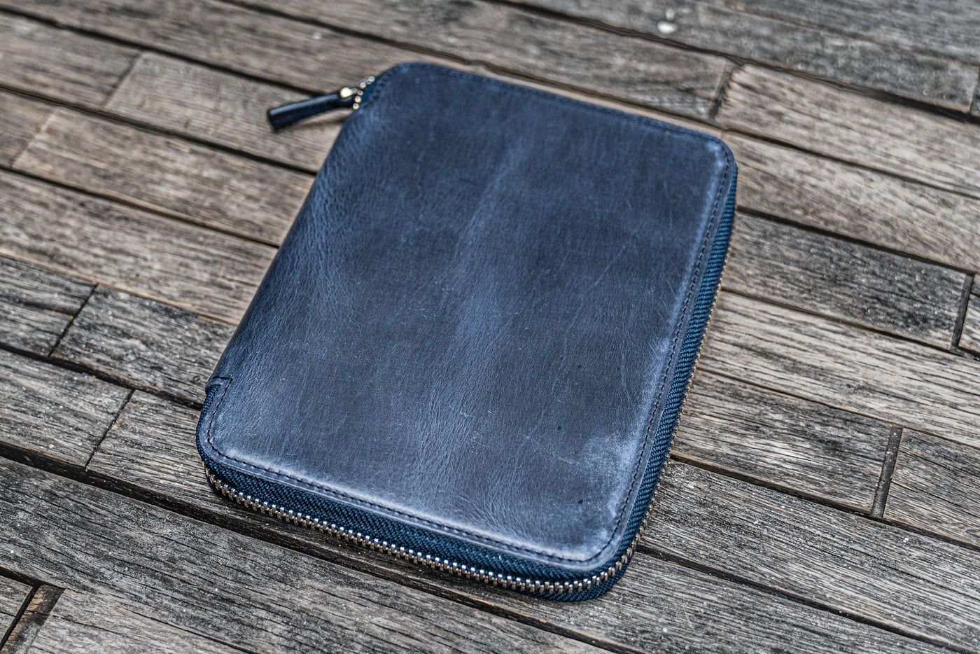 Galen Leather Zipped B6 Notebook Folio