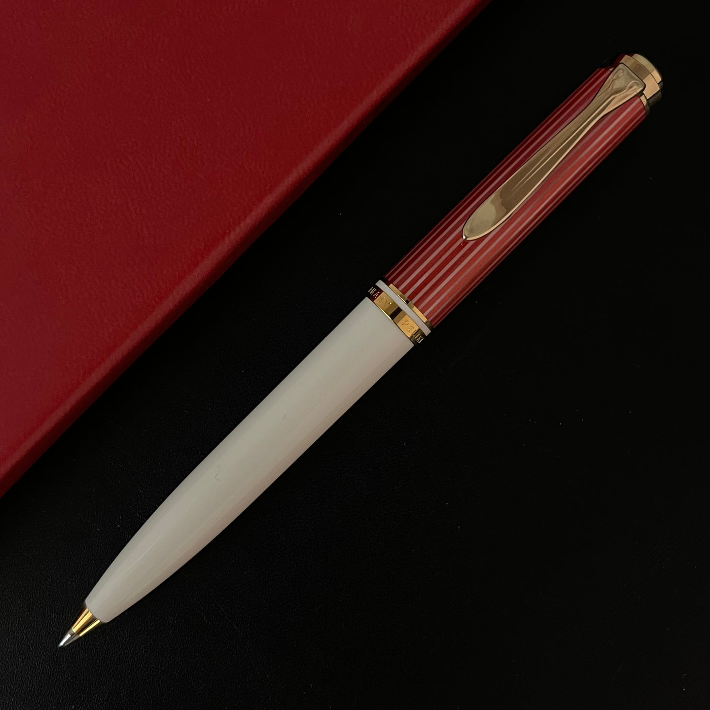 Pelikan Souveran K600 Ballpoint Pen - Red / White (Special Edition)