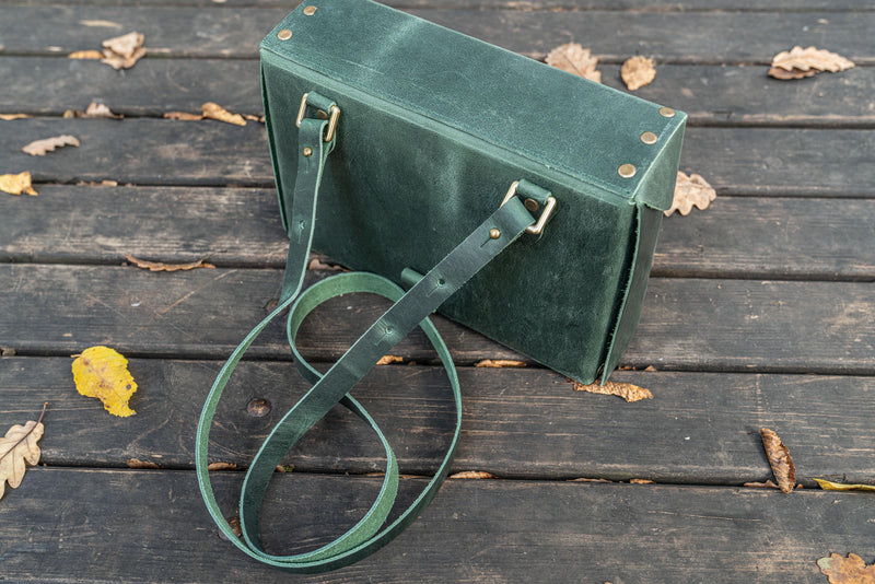 Galen Leather Writer's Medic Bag