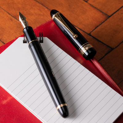 Pilot Custom 743 Fountain Pen - Black