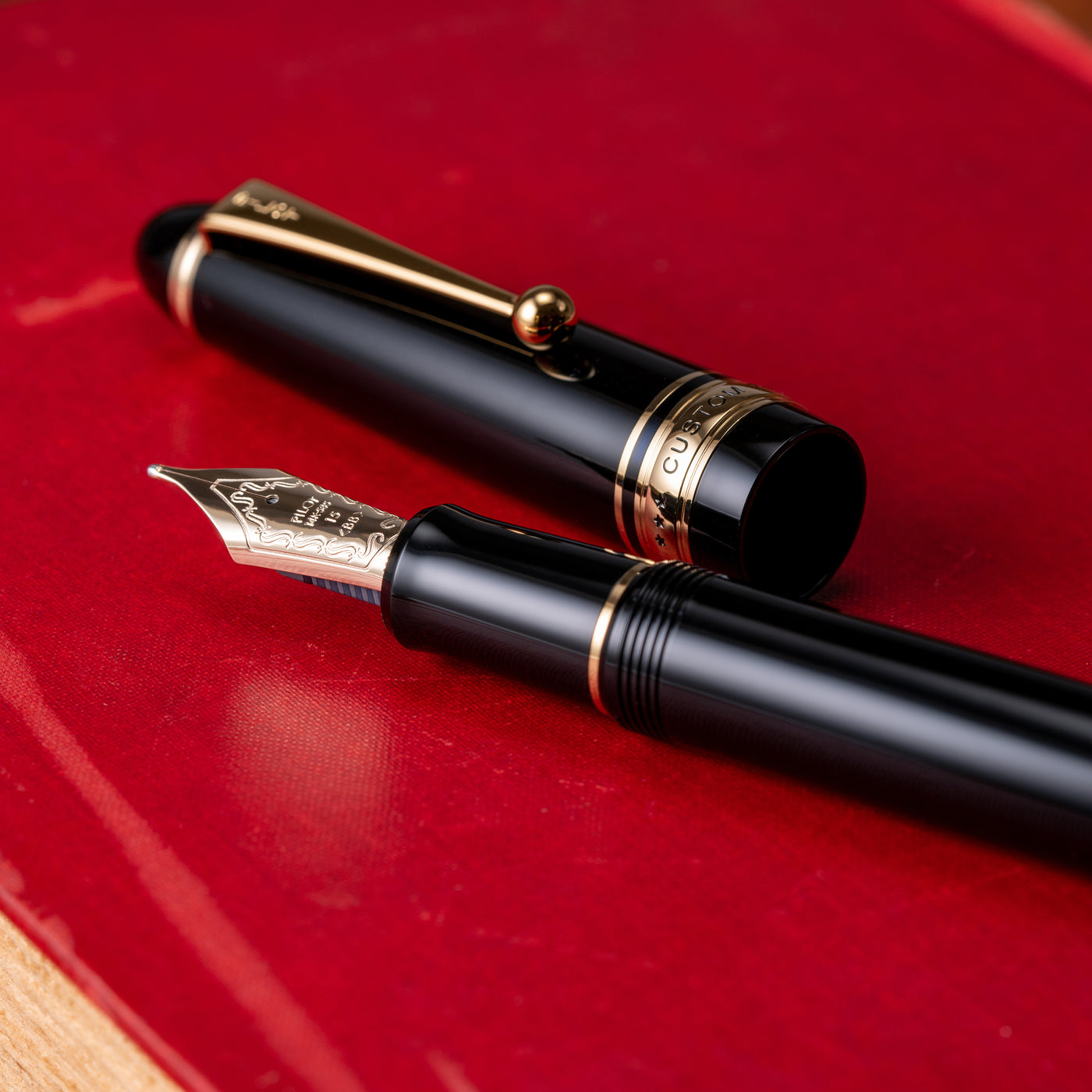 Pilot Custom 743 Fountain Pen - Black