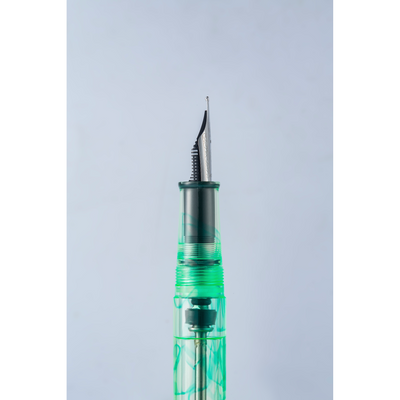 Nahvalur (Narwhal) Original Plus Fountain Pen - Altifrons Green | Atlas Stationers.