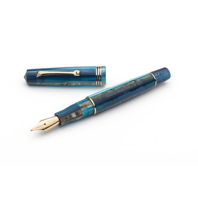 Leonardo Momento Zero Fountain Pen - Hawaii w/ Gold Trim | Atlas Stationers.