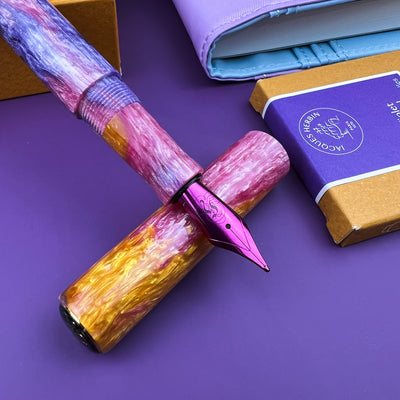 Hinze Pen Company Fountain Pen - Arabian Nights | Atlas Stationers.