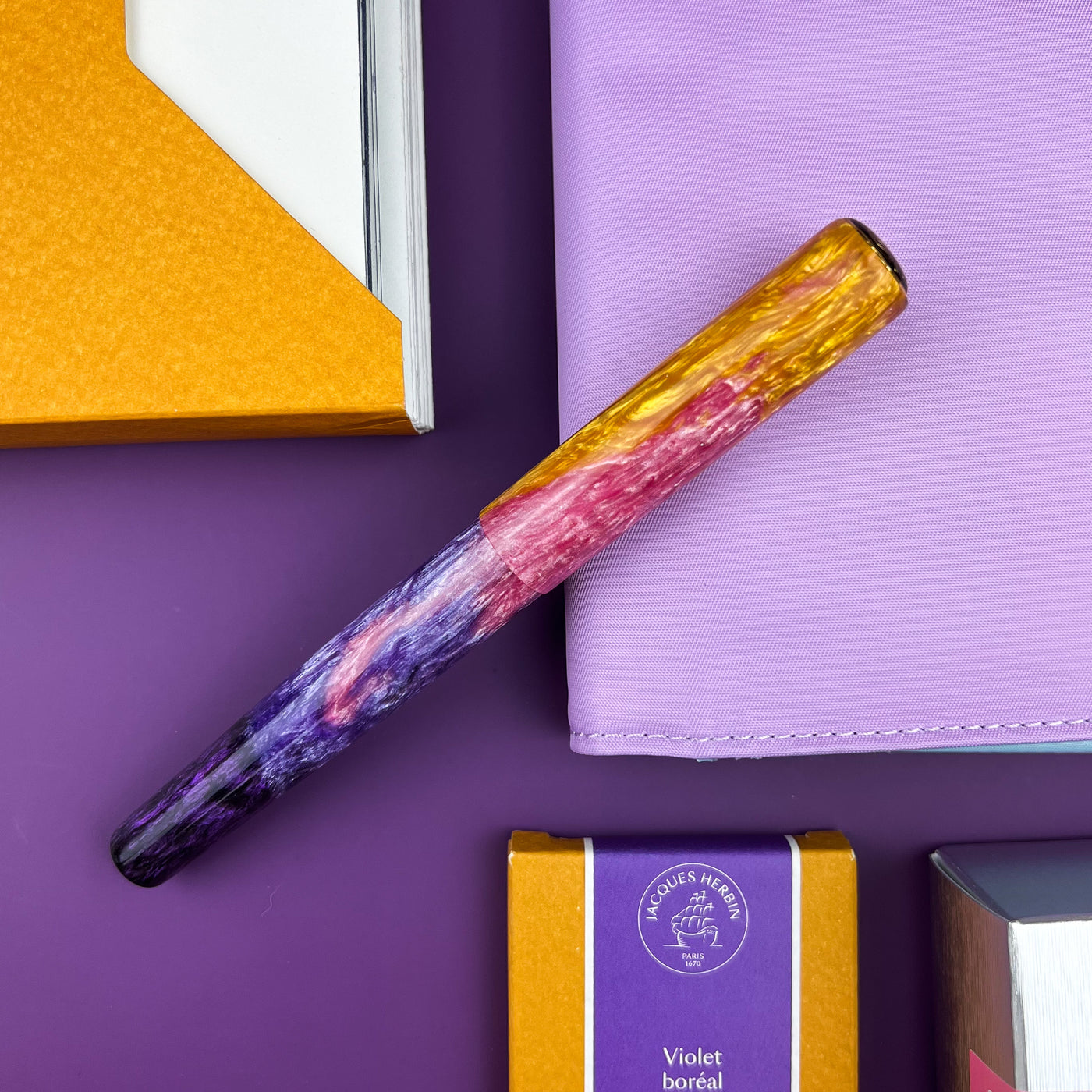 Hinze Pen Company Fountain Pen - Arabian Nights | Atlas Stationers.