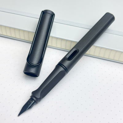 Lamy Safari Fountain Pen - Matte Charcoal