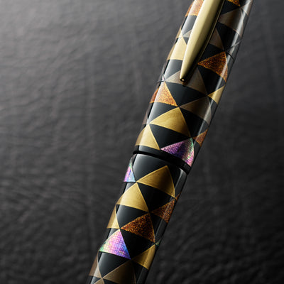 Platinum Izumo Fountain Pen - Urokomon Maki-e | Atlas Stationers.