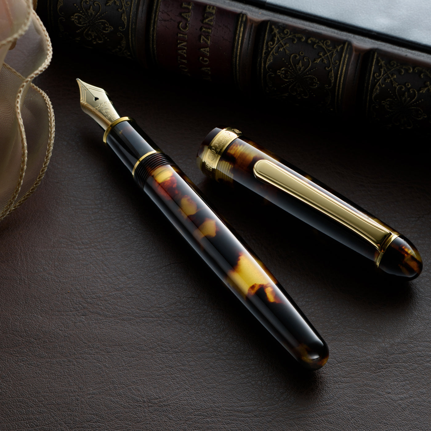 Platinum #3776 Celluloid Fountain Pen - Tortoise | Atlas Stationers.