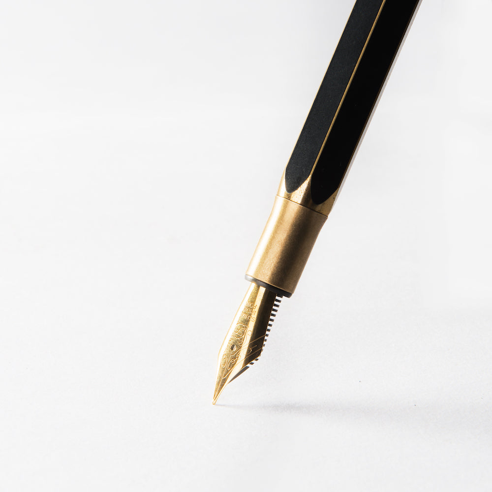 ystudio Desk Fountain Pen - Brassing | Atlas Stationers.