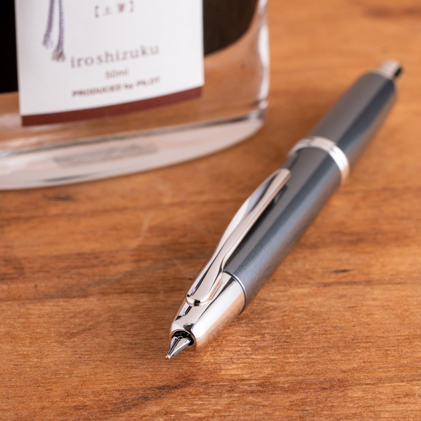 Pilot Vanishing Point Fountain Pen - Gun Metal | Atlas Stationers.