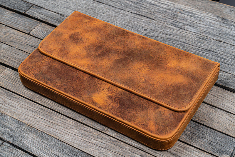 Galen Leather Magnum Opus 12 Slot Pen Case - Crazy Horse Brown | Atlas Stationers.