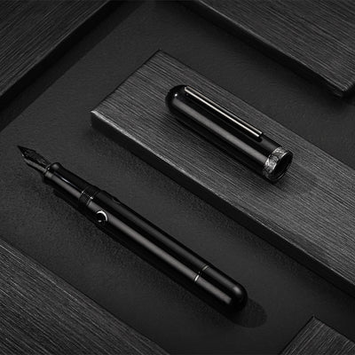 Nahvalur (Narwhal) Nautilus Fountain Pen - Cephalopod Black | Atlas Stationers.